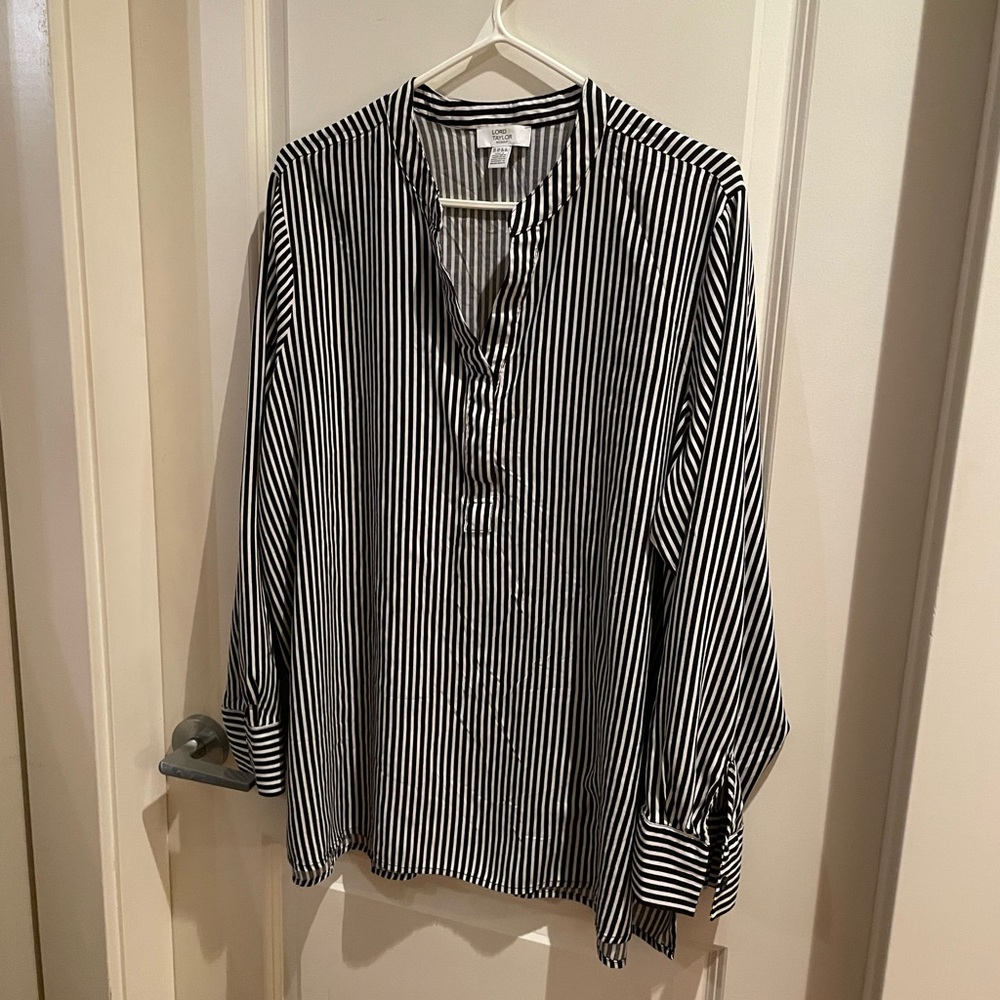 Lord & Taylor Black and White Striped Tunic